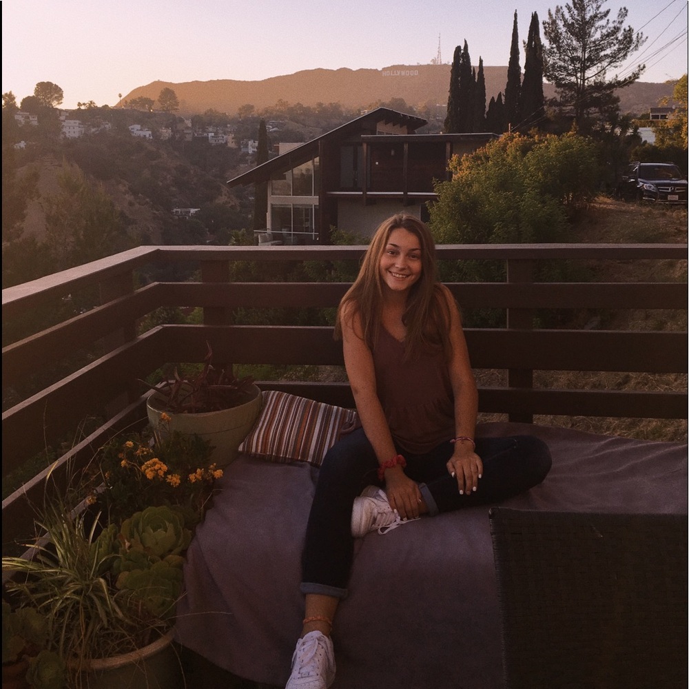 Meet your Posher, Bea